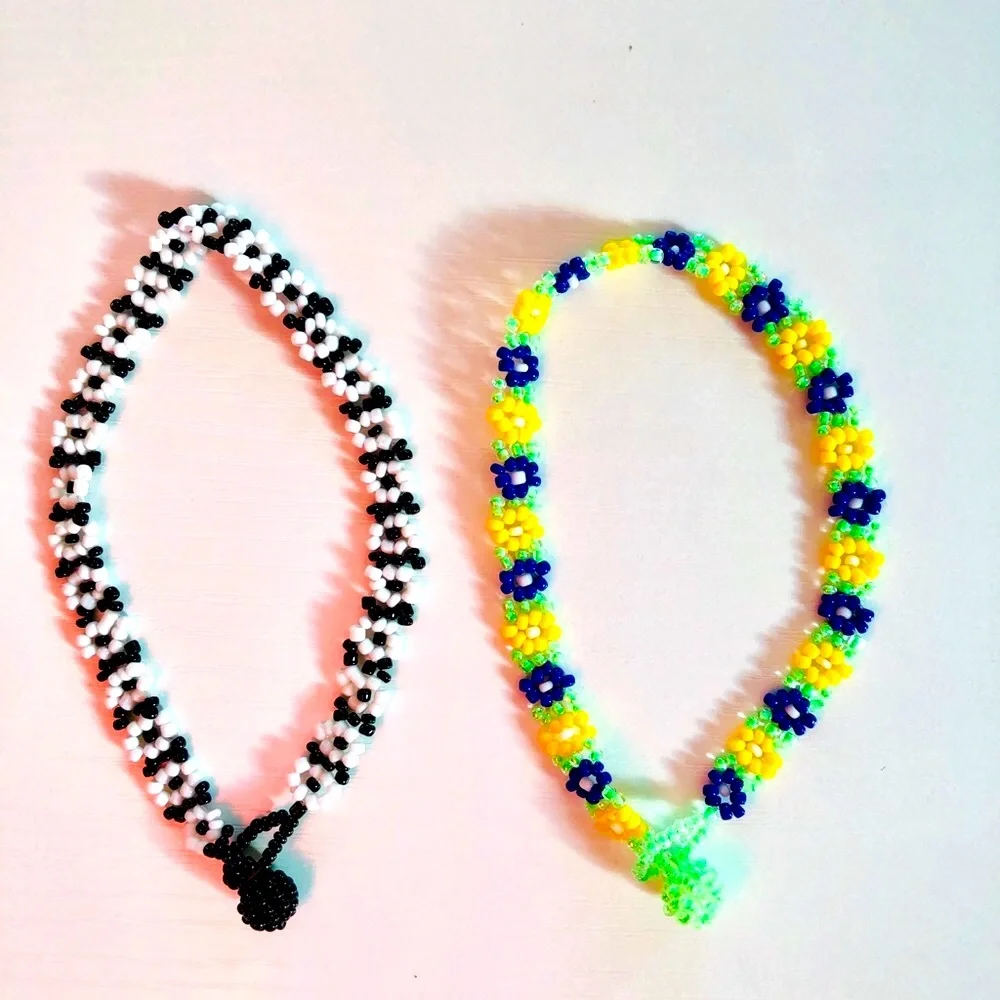 2 anklets glass bead /bracelet 9 inches each